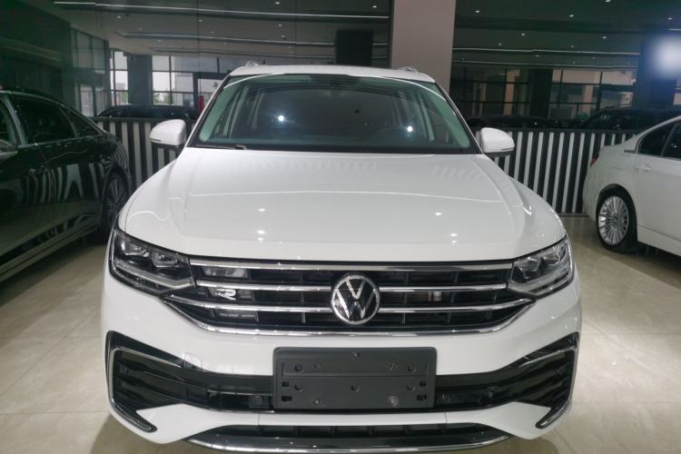 Used Volkswagen Tiguan L 2022 330TSI Automatic Two-Wheel Drive R-Line Enhanced Edition Front