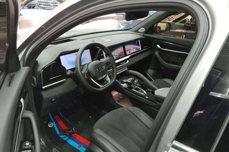 Used Geely Auto Monjaro L 2024 2.0TD High-Power Automatic Two-Wheel Drive Skyline Edition Driver Seat