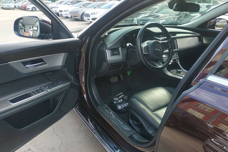 Used Jaguar XFL 2018 XFL 2.0T 200PS Elite Edition
