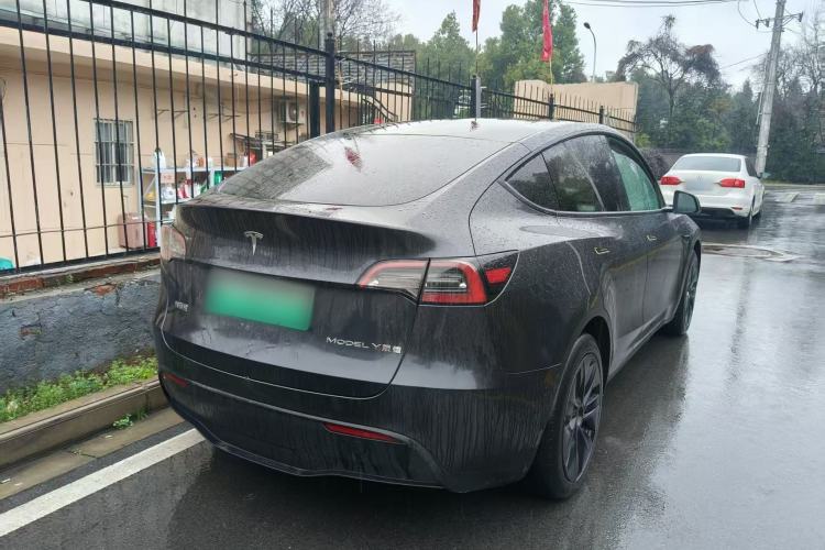 Used Tesla Model Y 2024 Rear-Wheel-Drive Version