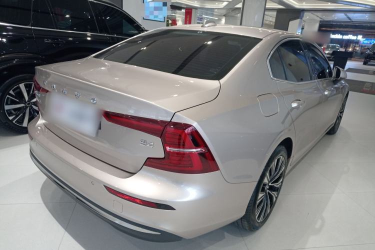 Used Volvo S60 2025 B4 Zhiyuan Luxury Edition