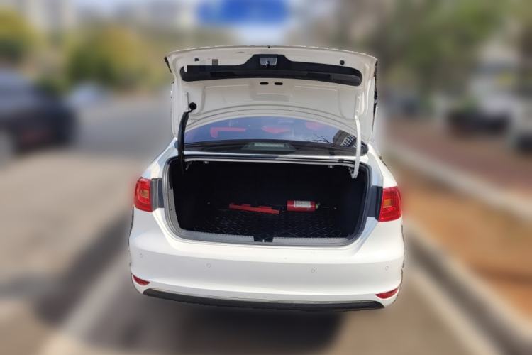 Used Volkswagen Sagitar 2014 Revised Version 1.6L Automatic Comfort Edition
