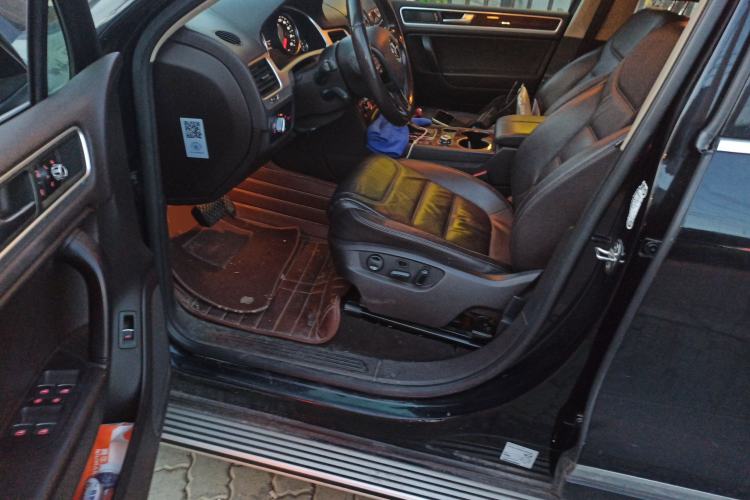 Used Volkswagen Touareg 2014 3.0 TSI New Edition