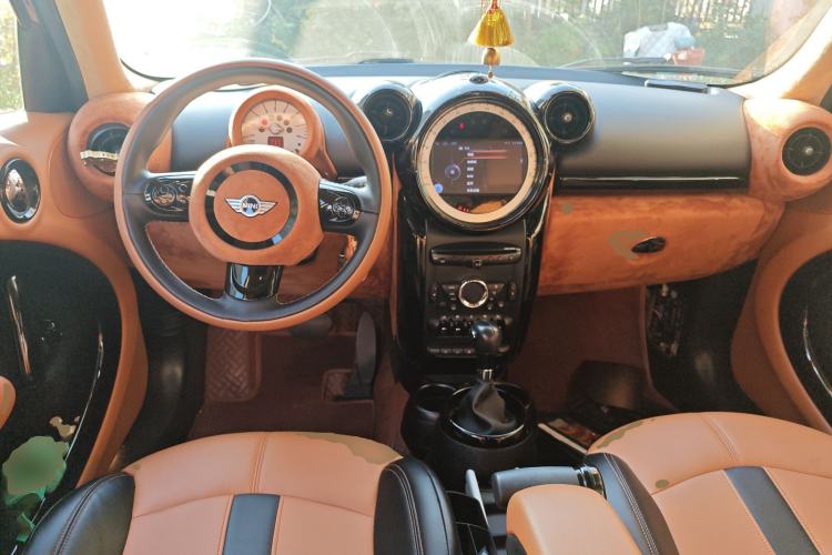 Used MINI 2010 1.6L COOPER Cheer
