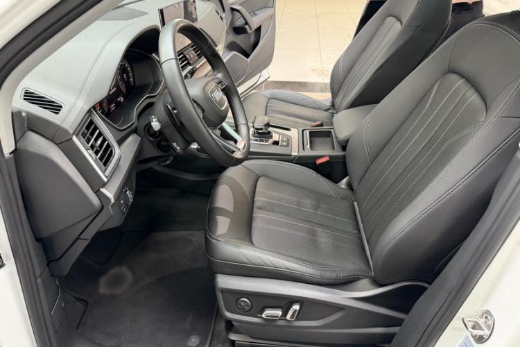 Used Audi Q5L 2023 40T Fashionable and Elegant Version