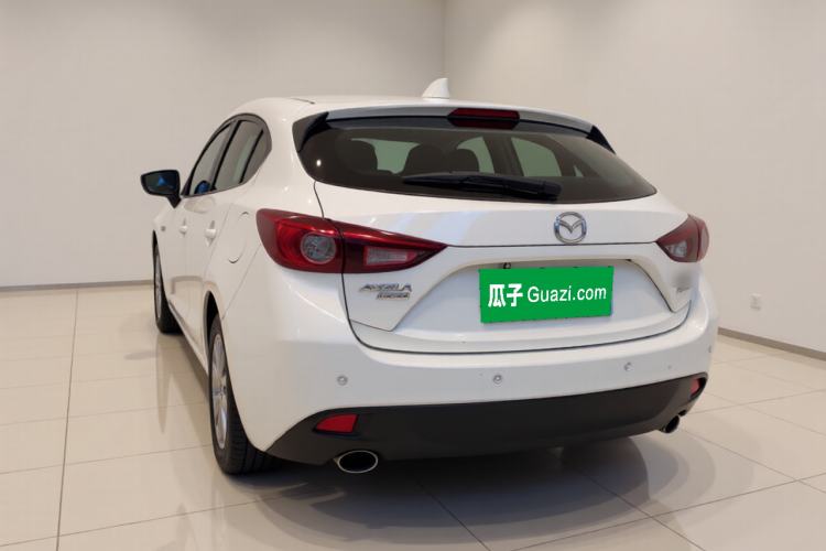 Used Mazda 3 Axela 2014 Hatchback 1.5L Manual Comfort Model