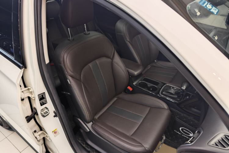 Used GAC Trumpchi GS4 2019 270T Automatic Two-Wheel Drive Elite Edition Right Front Seat