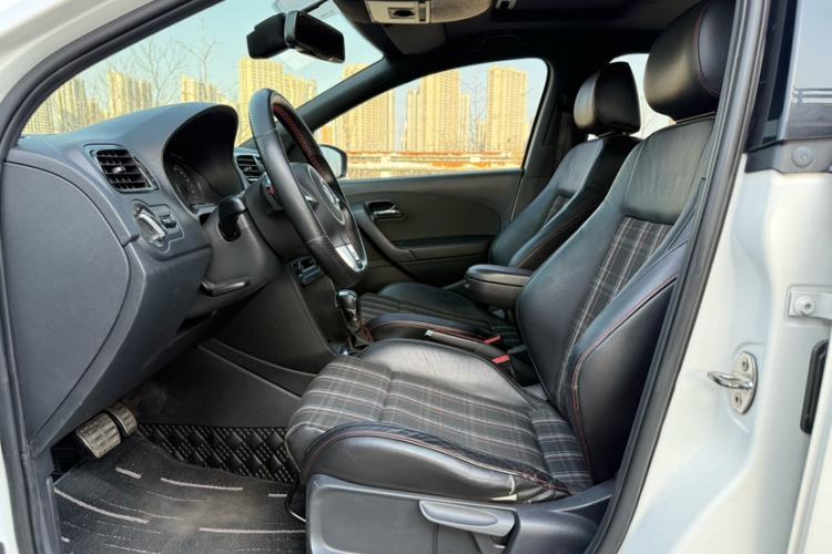 Used Volkswagen Polo 2012 1.4TSI GTI Interior 2