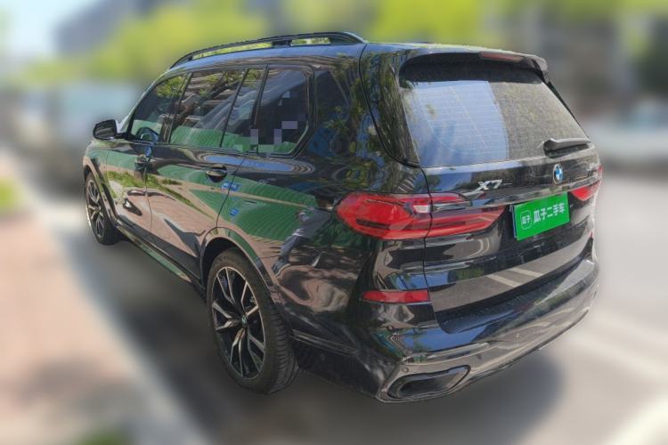 Used BMW X7 2021 xDrive40i Executive Model with M Sport Package Rear Left 45 Deg