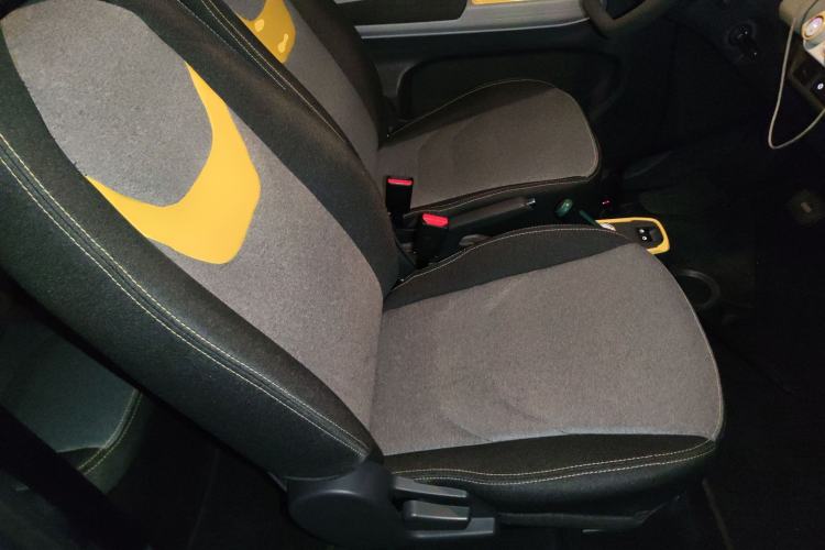 Used Chery QQ Ice Cream 2022 170km Sundae Phosphate Lithium-Ion