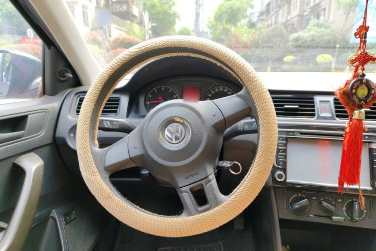 Used Volkswagen Santana 2013 1.6L Manual Fashion Edition Steering Wheel