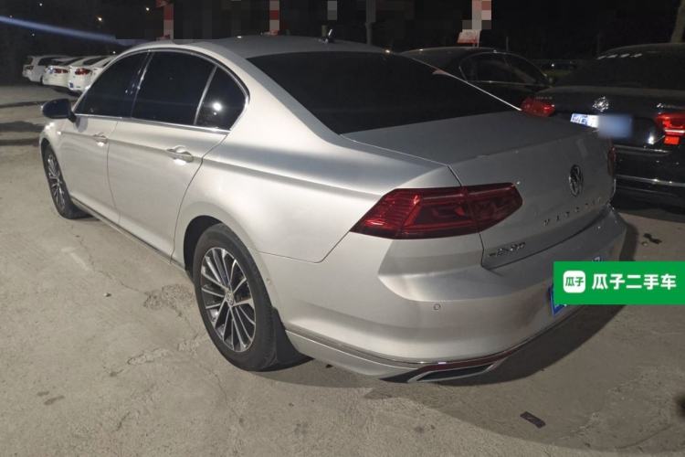 Used Volkswagen Magotan 2020 380TSI DSG Luxury Version Exterior 2