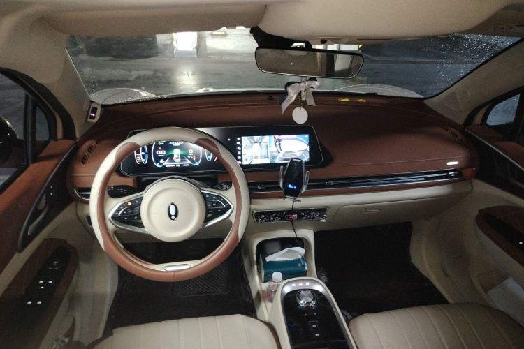 Used ORA Good Cat 2021 500km Long-Range Poseidon Edition Lithium-Ion Battery Center Console