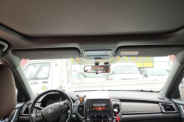 Used Honda UR-V 2020 370TURBO Two-Wheel Drive Luxury Edition
