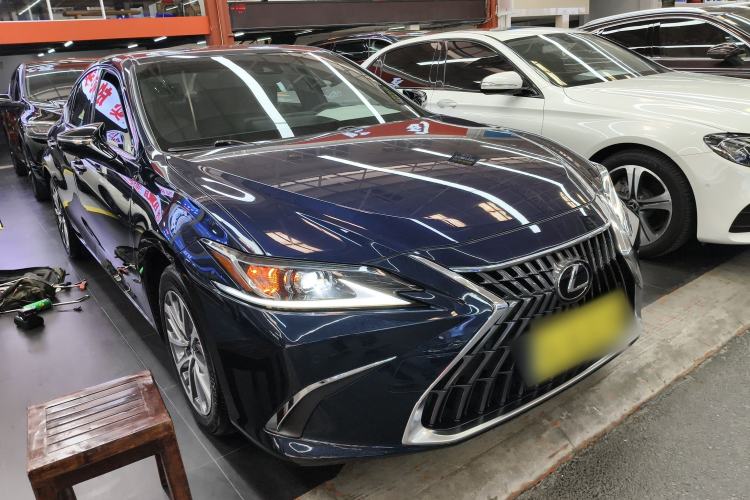 Used Lexus ES 2023 200 Excellence Edition
