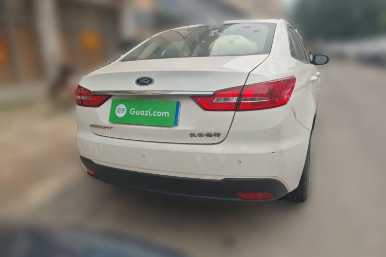 Used Ford Escort 2019 Revised 1.5L Automatic ZhiXiang Version (Tire Pressure Monitoring) China VI Standard Rear