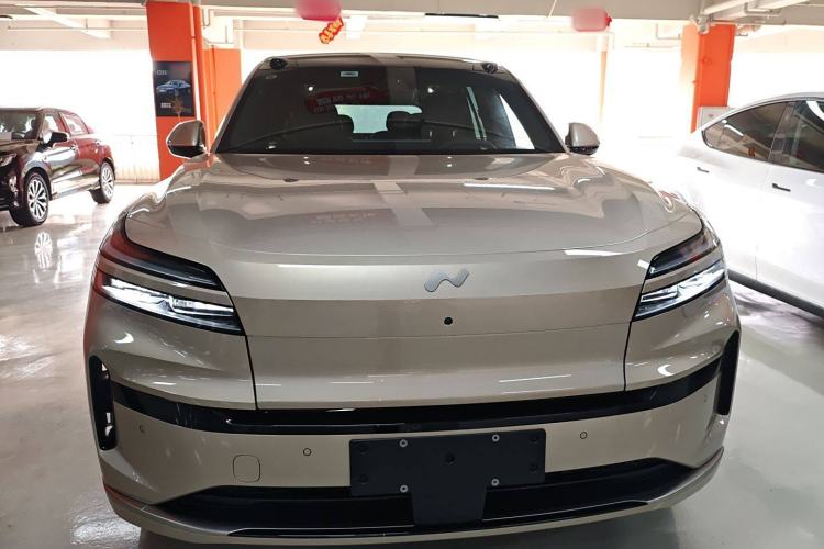 Used ONVO Luxeed L90 2025 Model—Ultra Six-Seater Version