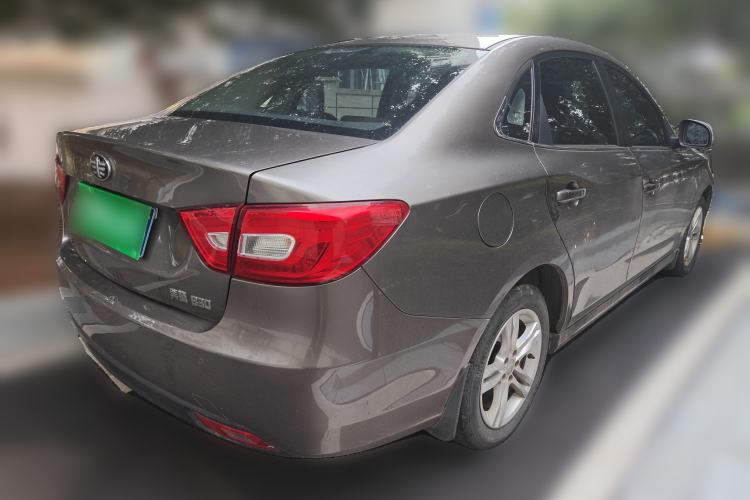Used Bestune B30 2016 1.6L manual luxury version