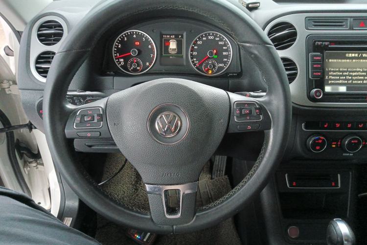 Used Volkswagen Tiguan 2016 300TSI Automatic Two-Wheel Drive Luxury Edition Steering Wheel