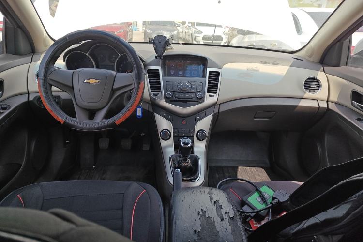 Used Chevrolet Cruze 2015 1.5L Classic SL MT
