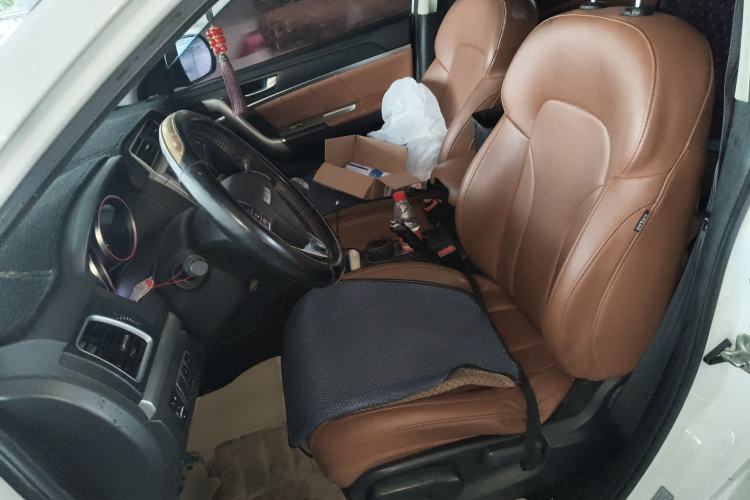 Used Haval M6 2017 1.5T Manual Two-Wheel Drive Elite Model Left Front Seat