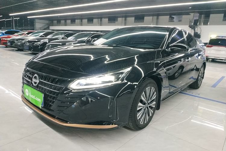 Used Nissan Teana 2024 2.0L SV Black Gold Edition