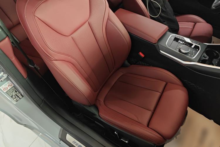 Used BMW 4 Series 2023 425i M Sport Package Right Front Seat