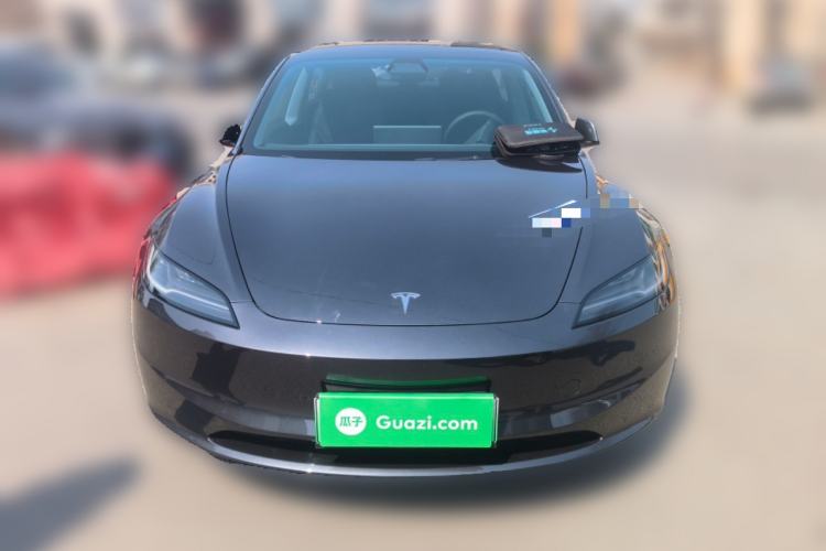 Used Tesla Model 3 2025 Rear-Wheel-Drive Version
