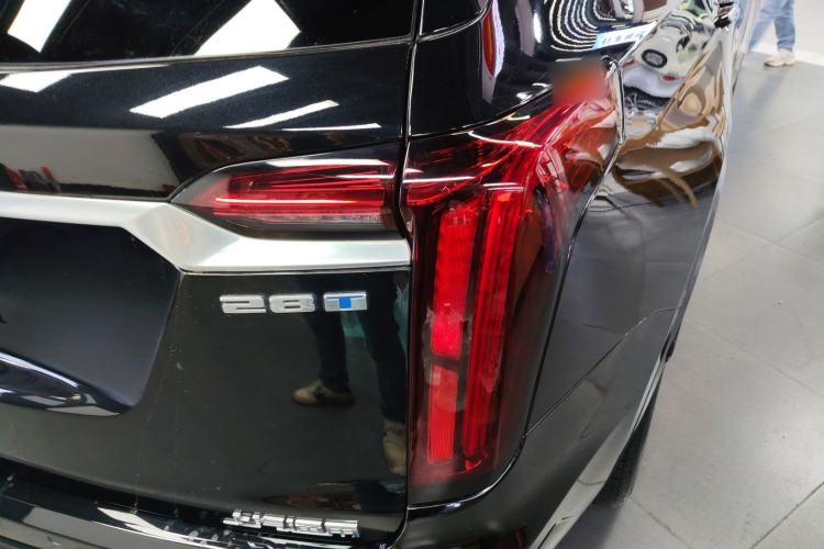 Used Cadillac XT6 2022 2.0T Six-Seater Two-Wheel-Drive Luxury Version
