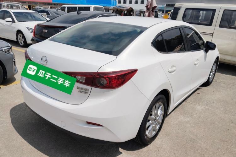 Used Mazda 3 Axela 2014 Sedan 1.5L Manual Comfort Model