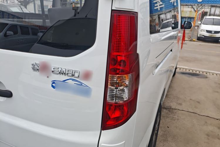 Used CHANGAN KAICHENG Ruixing EM80 2025 Wealth Edition Passenger Version Comfortable Model 6 Seats 300km Side-Hinged Doors
