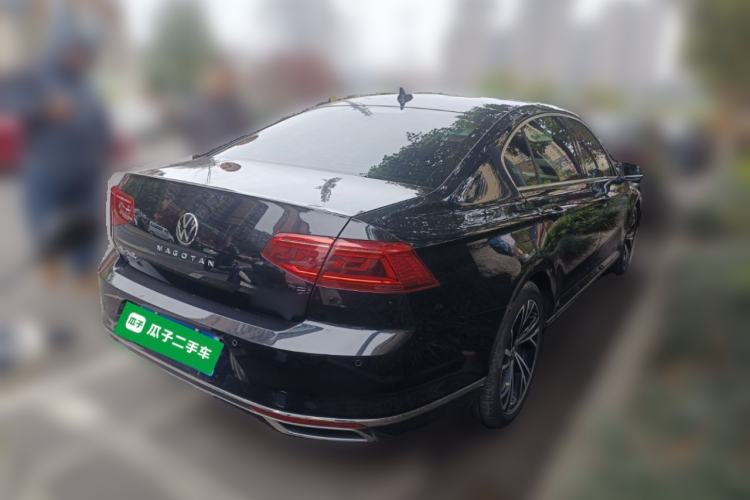 Used Volkswagen Magotan 2021 330TSI DSG 30th Anniversary Edition Rear Right 45 Deg