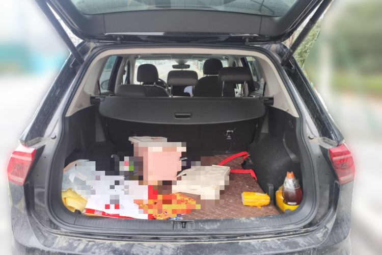 Used Volkswagen Tiguan L 2023 Restyled 330TSI Automatic Two-Wheel Drive R-Line Enhanced Comfort Version
