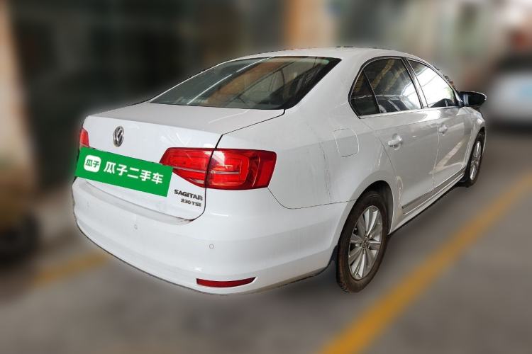 Used Volkswagen Sagitar 2015 230TSI Automatic Comfort Version Rear Right 45 Deg