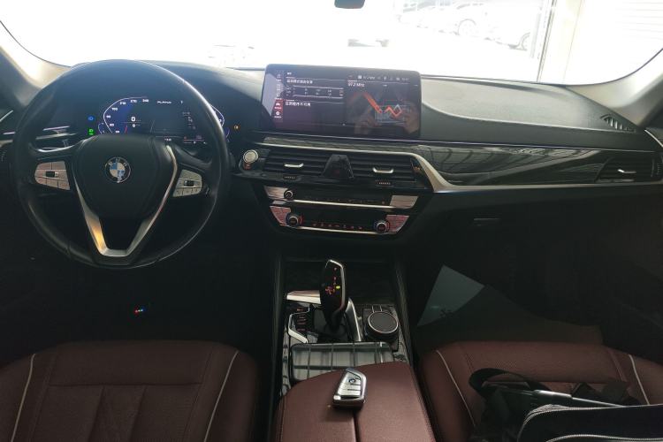 Used BMW 5 Series 2021 525Li Luxury Package