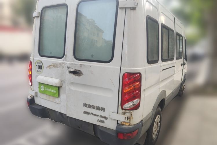 Used Iveco Power Daily 2013 2.5T-V39 Low-Roof Box Truck