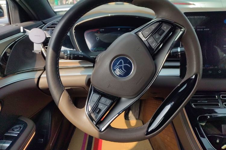 Used BYD Han 2022 DM-i 121KM Prestige Model