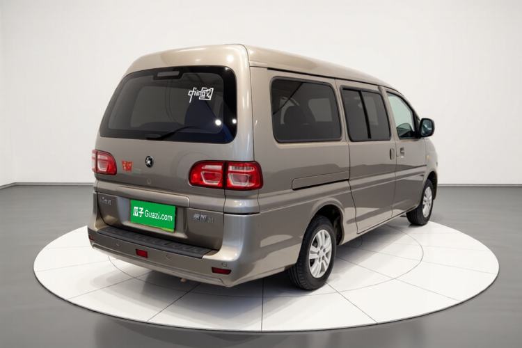 Used FORTHING Lingzhi 2022 Striving Version M5L 2.0L Basic Model 9-Seater