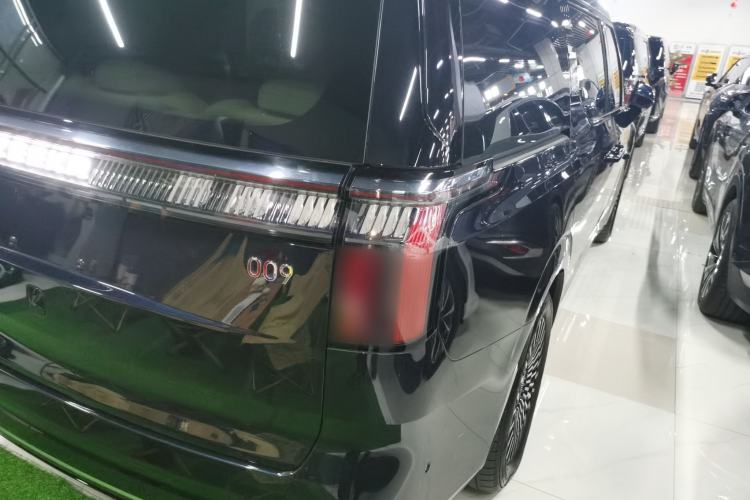 Used Zeekr 009 2024 Six-Seat Executive Version 4WD 108 kWh