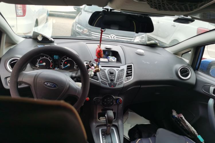 Used Ford Fiesta 2013 Hatchback 1.5L Automatic Fashion Edition
