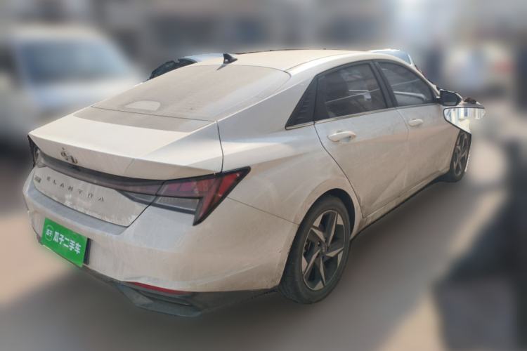 Used Hyundai Elantra 2021 1.5L CVT LUX Prestige Edition Exterior 5