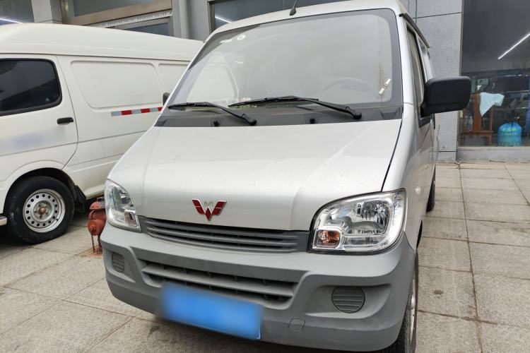 Used Wuling Zhiguang 2023 1.5L Utility Version with Enclosed Windows 2 Seats