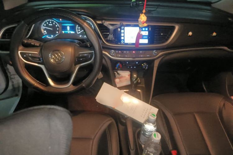 Used Buick GT 2021 Revised Version Flagship 1.5L Automatic Elite Edition Center Console