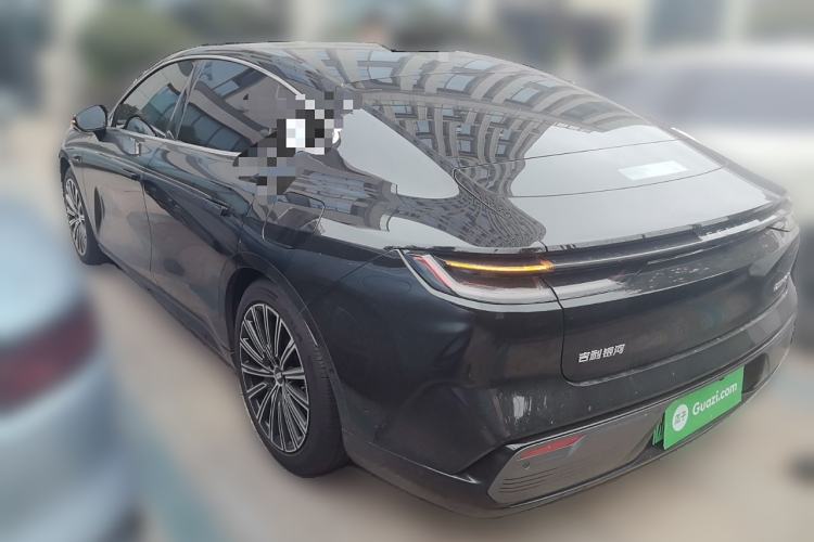 Used Geely Galaxy 8 2025 130km EM-i Flagship Edition
