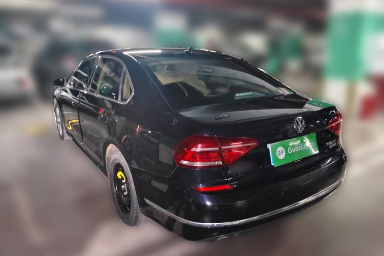 Used Volkswagen Passat 2017 330TSI DSG Luxury Edition
