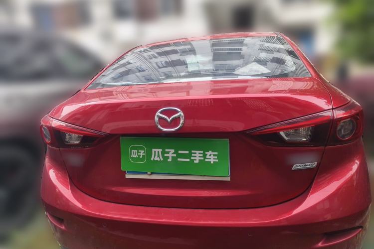 Used Mazda 3 Axela 2017 Sedan 1.5L Automatic Luxury Model China VI Standard
