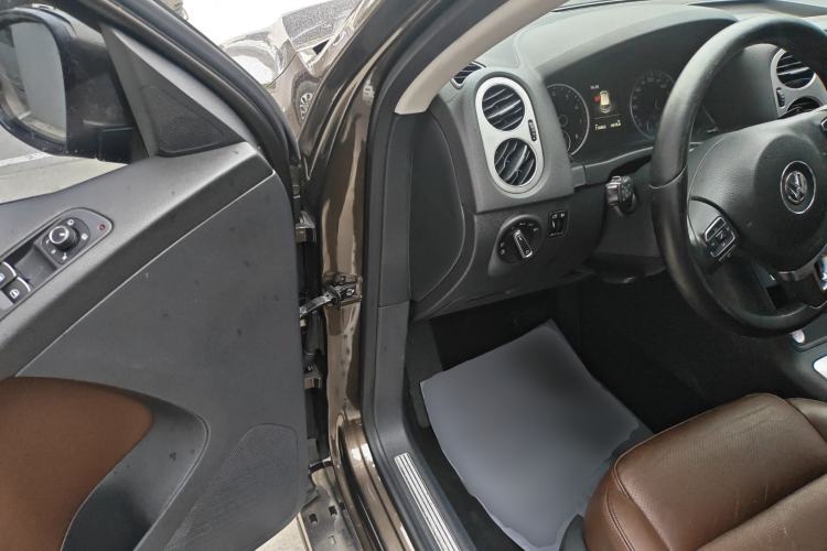 Used Volkswagen Tiguan L 2015 1.8TSI Automatic Two-Wheel Drive Luxury Model