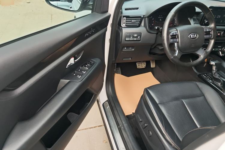 Used Kia KX7 2017 2.0T Automatic All-Wheel Drive LUX 7-Seater