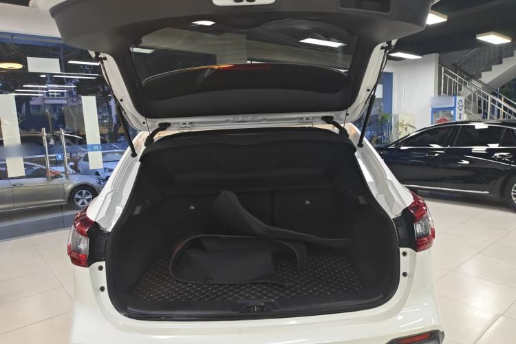 Used Nissan Qashqai 2022 2.0L CVT XV Premier Luxury Edition Trunk