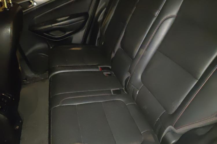 Used CHANGAN CS75 2016 2.0L Manual Luxury Version China V Standard